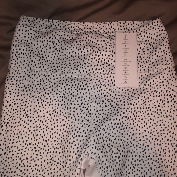 All Fenix Woman’s Leggings - Picture 4 of 6